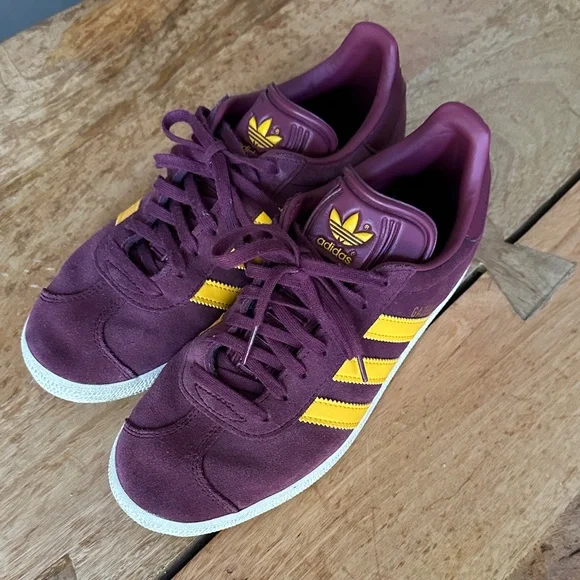 Adidas Gazelle Men's 7 Burgundy and Yellow Portland Timbers Sneakers - Picture 1 of 9
